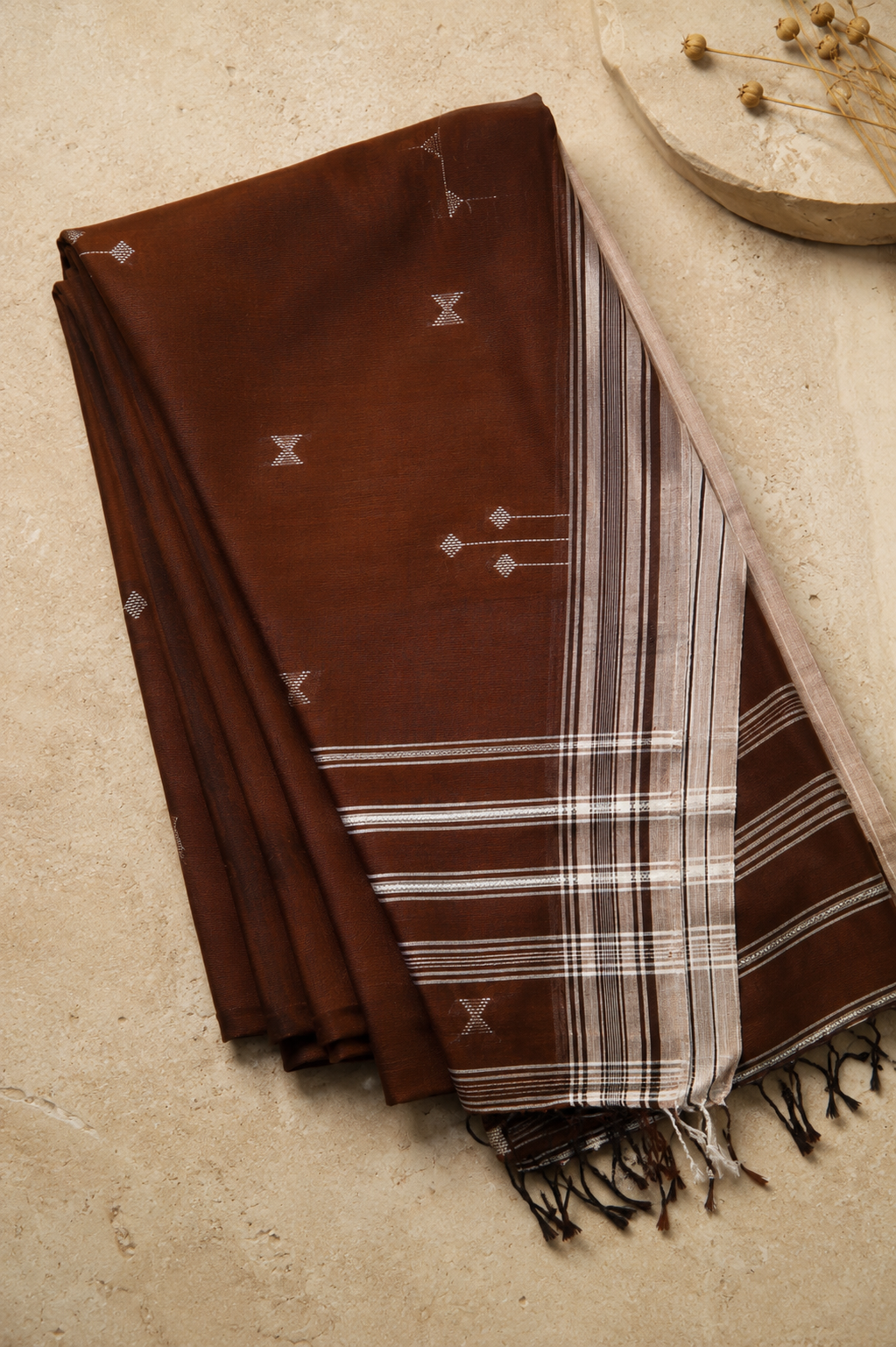 Avani – Authentic Handwoven Bhujodi Cotton Saree