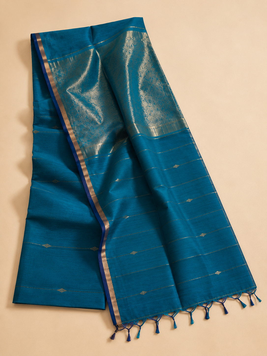 Nilaya – Dual-Toned Blue Maheshwari Silk Saree