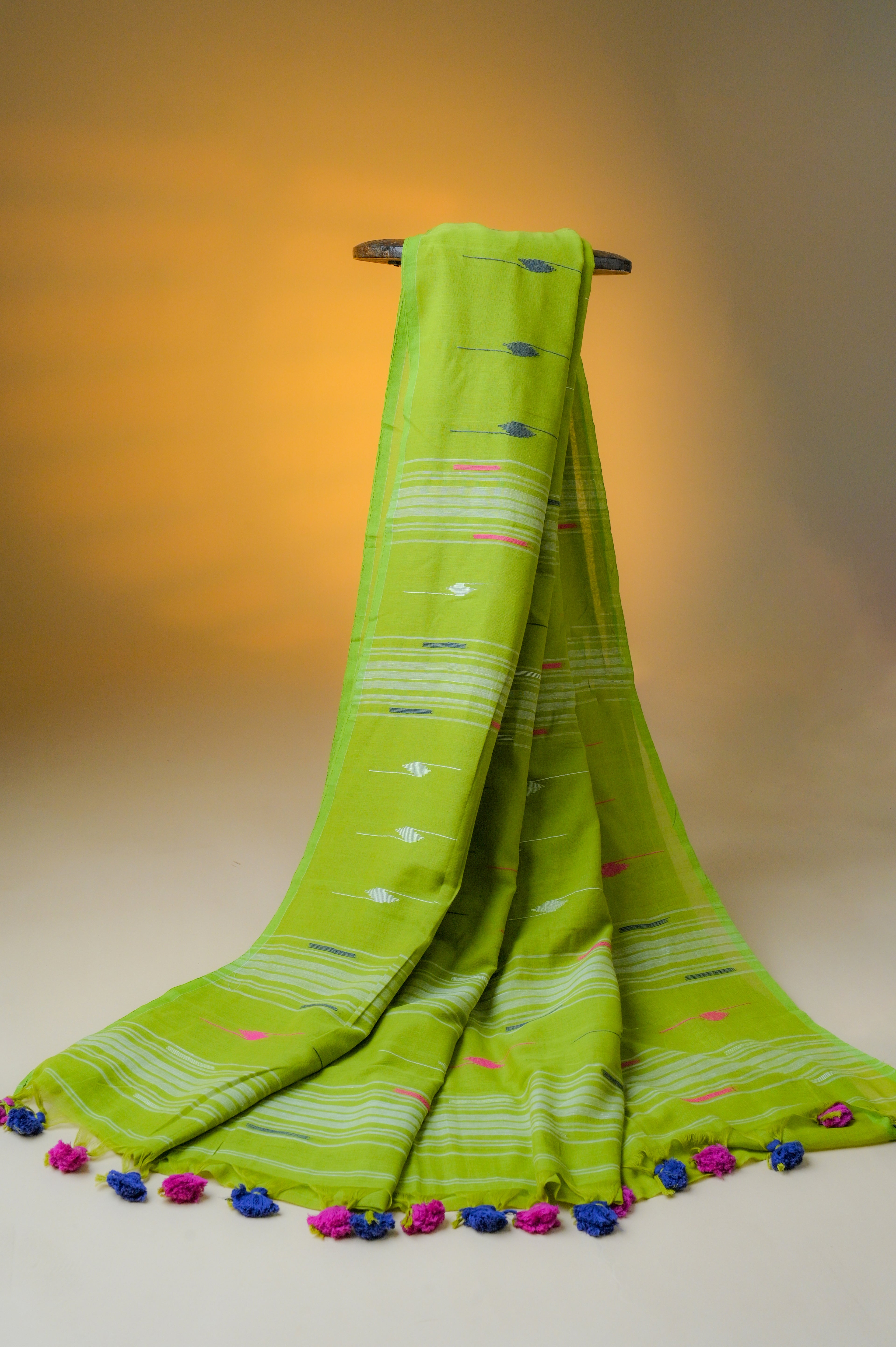 Pallavi – Handloom Cotton Jamdani Saree